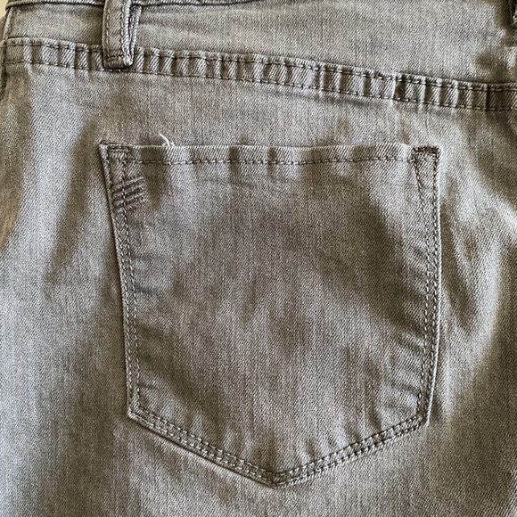 WishList jeans black washed denim rose embroidery ripped raw hem fringe Large - Picture 12 of 16